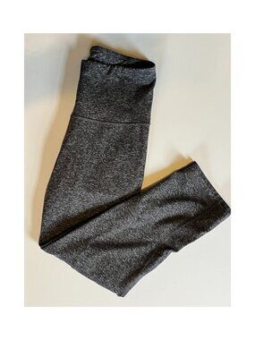 Heather gray capri workout leggings